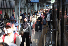 Hari Libur Terakhir Nataru, Penumpang KA Jarak Jauh dari Jakarta Terpantau Padat