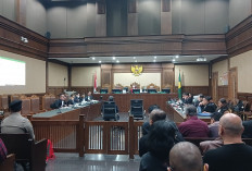 Penyidik KPK Akui Tak Ada Bukti Langsung Hasto Perintahkan Harun Masiku untuk Kabur