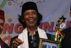 Mandra Jalani Pola Hidup Sehat di Usia Kepala Enam: Makan Gula Jangan Terlalu Rakus