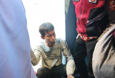 Niat Rayakan Malam Tahun Baru, Wanita Ini Menangis Histeris saat Kehilangan Ponsel di Bundara HI