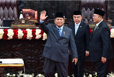 Momen Prabowo Ingat Gaji Guru: Jangan Habiskan Anggaran untuk Upacara dan Seremoni