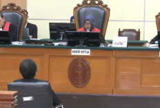 Kasus Ijazah Jokowi: Hakim Tolak Perlawanan Roy Suryo, Jaksa Diminta Lanjutkan Sidang