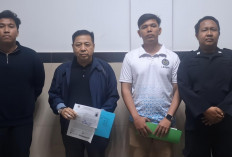 Tampang Setya Novanto Saat Proses Bebas Bersyarat: Pegang Map Biru Sebelum Cabut dari Sukamiskin