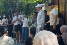 Harga Outfit Jokowi Head to Toe saat Yoga Bareng Ibu Ibu Muda di Solo, Adidas hingga Nike