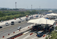 Traffic Cone Mulai Dipasang di Ruas Tol Japek, Contraflow Tunggu Diskresi Kepolisian