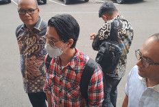 Edward Akbar Hadir di Pemeriksaan Perdana Dugaan Penggelapan Mobil, Singgung Soal Janji Pra Nikah