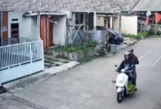 Pura-pura Jualan Pete, 2 Pelaku Curanmor Gasak Honda Beat di Teras Rumah Warga Bogor