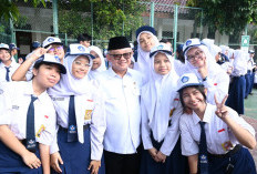 PP Tunas Bukan Larangan, Pemerintah Batasi Gawai di Sekolah