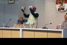 Dari Korupsi Rp41,7 Miliar di Lombok Barat, Bupati Ahmad Zaini Diduga Nikmati Rp10,8 Miliar