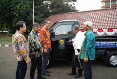 Sokonindo Automobile Donasikan DFSK Super Cab Kepada Universitas Indonesia