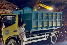 Pemkot Tangsel Angkut Tumpukan Sampah, TPS3R Jadi Penampungan Sementara