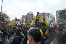 Massa Aksi Mulai Berdatangan di Kawasan Sudirman, Desak Pemerintah Hentikan Program MBG dan KDMP