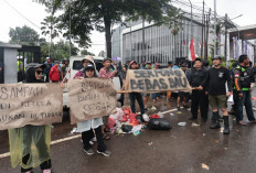 Warga Serpong Tuntut Pemkot Tangsel Jadikan TPA Cipeucang Jadi Tempat Pengelolaan Akhir Sampah