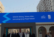 Bahasa Indonesia Mejeng di Masjid Nabawi, Jemaah: Berasa di Kampung Halaman