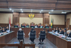Eksepsi Febrie: Eks Jampidsus Soroti Rekam Jejak 30 Tahun di Kejaksaan, Minta Hakim Cermati Dakwaan