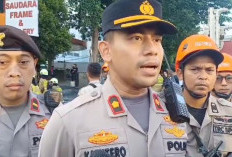 Polisi Ungkap Kendala Sulitnya Kebakaran Toko Bingkai Mampang Dipadamkan