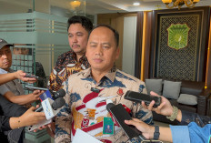 Masyarakat Diminta Lapor Jika Ada Jaksa 'Nakal', Kejagung Mulai Frustasi? 