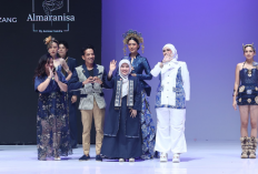 Depok Unjuk Gigi di Indonesia Fashion Week 2026, Batik Motif Gong Si Bolong Memesona