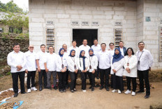 Perkuat UMKM dan Ekonomi Kerakyatan, Danantara Tinjau Program PNM di Mojokerto