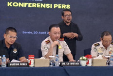 Nekat Berangkat Tanpa Visa Haji, 13 Calon Jemaah Ditahan Imigrasi di Soekarno-Hatta!