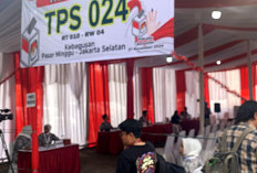 Megawati Sekeluarga Nyoblos di TPS Kebagusan 