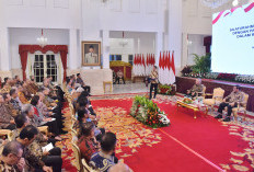 Hari Bakti PU, Jokowi Ingatkan Pentingnya Pembangunan Infrastruktur untuk Efisiensi Biaya Logistik hingga Konektivitas