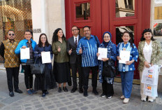 Go International! Rano Karno Promosikan Fesyen Jakarta di Paris Fashion Week