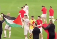 Bendera Palestina Terbentang Saat Kemenangan Maroko Vs Kanada, Netizen: Hanya di Qatar Bendera Palestina Bertebaran