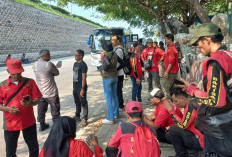 May Day 2025: Lagu Buruh Tani Berkumandang, Sejumlah Buruh Bergerak Menuju DPR
