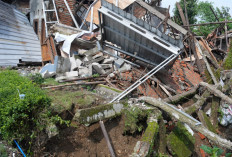 Tanah Bergerak di Tegal, Menteri PU Siapkan 900-1.000 Huntara Bagi Warga Terdampak