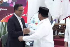 Guyonan Prabowo Kepada Anies, 'Saya Tahu Senyuman Anda Berat Sekali'