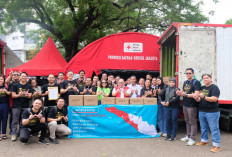 Korban Banjir Sumatera Butuh Pasokan Air Bersih, Air Minum Treats by Watsons Didistribusikan