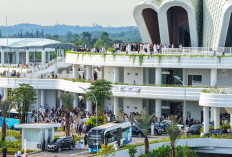 Ribuan Jamaah Jalankan Salat Idul Fitri Perdana di Masjid Negara IKN