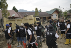 Dukung Pemulihan Pascabencana, Relawan BRI Peduli Terjun Langsung 'Bersih-bersih Sekolah' di Aceh Tamiang 