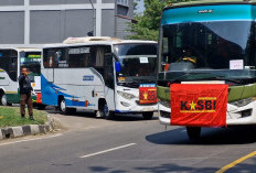 Ribuan Buruh Tangerang Bergerak ke Gedung DPR RI Dengan Puluhan Bus Peringati May Day 