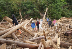 Tim Medis LKC Dompet Dhuafa Susur Sungai 3 Jam Tangani Penyintas Banjir Aceh Tamiang