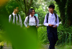 Isu Sekolah 4 Hari Ditepis, Kemendikdasmen Tegaskan Tetap Normal