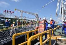 Non Stop, Kapal Tanker Pertamina Antarkan Energi dan Harapan ke Sumatra! 