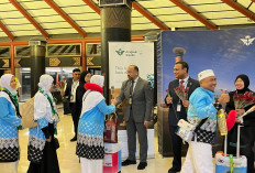66.137 Jemaah Haji Tiba di Tanah Air, Proses Pemulangan Lancar di Hari ke-42