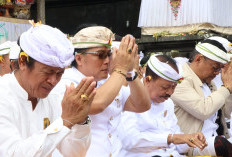 Pujawali Kawulu, Wagub Giri Prasta Ajak Pasek Eling Leluhur