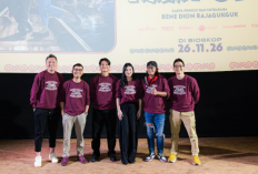 Film Musikal Batak Pulang Kampung Rilis Trailer, Intip Perjalanan Cinta Daniel dan Uli