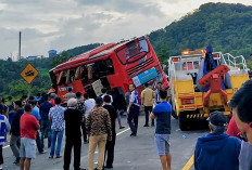 Kecelakaan Maut di Tol Pandaan-Malang, Polisi: Truk Gagal Diganjal Hantam Bus Siswa Asal Bogor