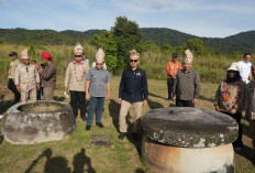 Menteri Kebudayaan Tinjau Situs Megalitik Lore Lindu, Dorong Pelestarian  Warisan Prasejarah Nusantara
