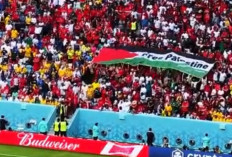 Suporter Tunisia Bentangkan Bendera Palestina saat Melawan Australia: Orang Arab Tidak Akan Melupakan Ini