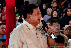 Rayakan Tahun Baru di Lokasi Bencana, Prabowo: Presiden Tak akan Tinggalkan Rakyatnya