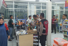 Komplotan Pencuri Bobol Minimarket Lewat Plafon di Mustikajaya, Gasak Puluhan Rokok