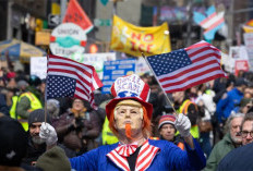 Chaos! Demonstran 'No Kings' Bentrok dengan Pendukung 'Pro Trump' yang Diduga Bawa Senjata Otomatis