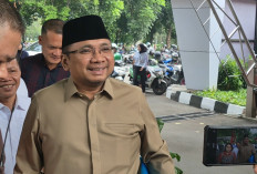 Gus Yaqut Bantah Ponsel yang Disita KPK dalam Penggeledahan Bukan Miliknya