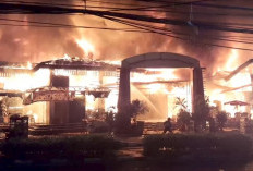 Kebakaran Pasar Taman Puring Nyaris Melalap Polsek Kebayoran Baru, Tahanan Dipindahkan