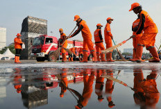 Kerja Cepat Pasukan Orange! Jakarta Sudah Bersih Sebelum Subuh Usai Malam Tahun Baru 2026